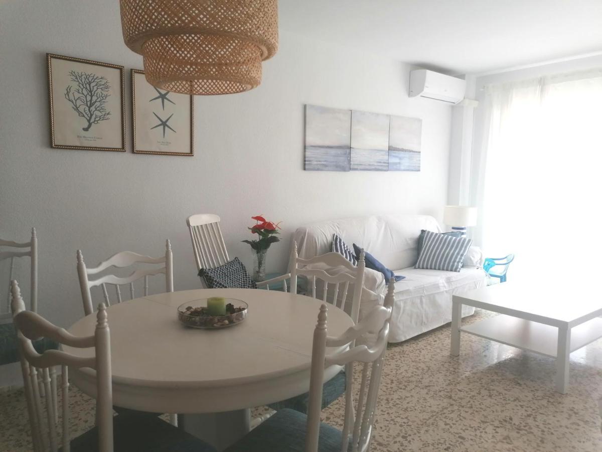 Ferienwohnung Piso Familiar Con Piscina Y Aparcamiento En Torre Del Mar - Edificio Ronda I Exterior foto