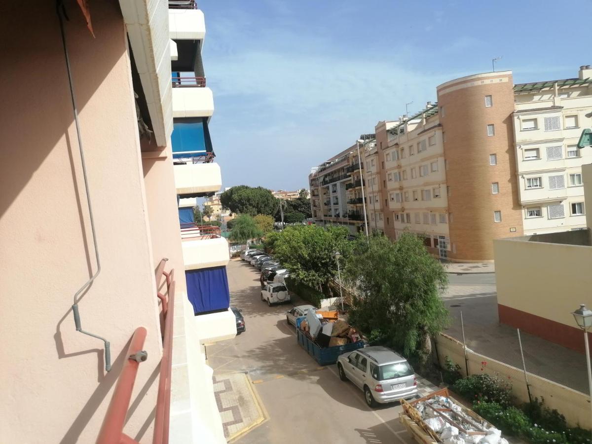 Ferienwohnung Piso Familiar Con Piscina Y Aparcamiento En Torre Del Mar - Edificio Ronda I Exterior foto